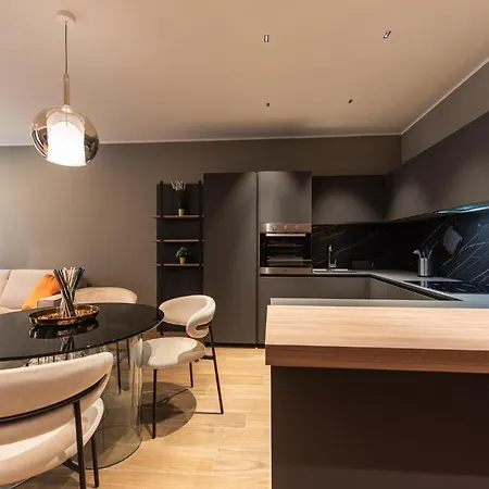 We - Lagrange19 - Luxury