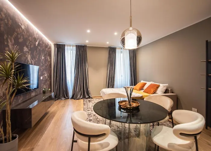 We - Lagrange19 - Luxury *