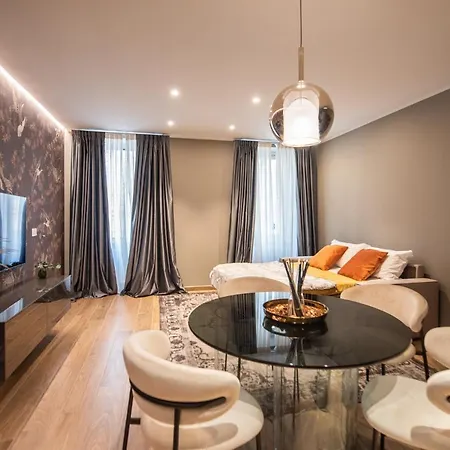 We - Lagrange19 - Luxury *