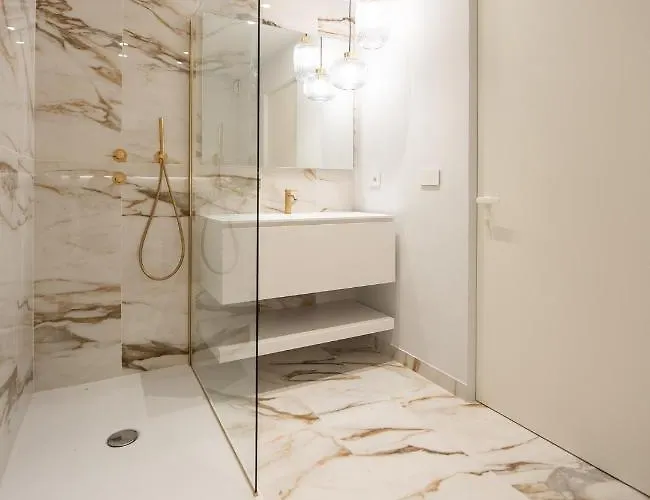 We - Lagrange19 - Luxury * Turyn